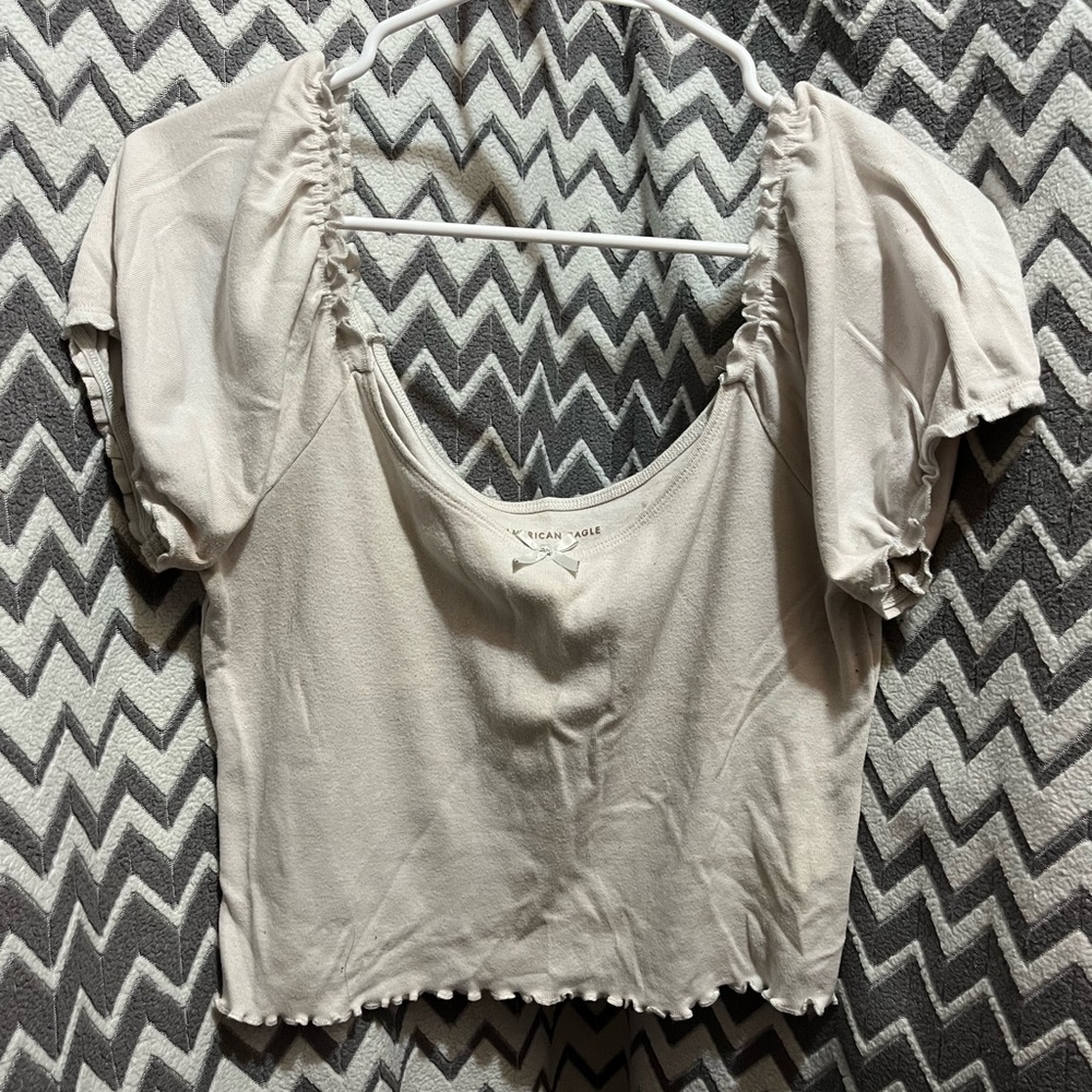 American Eagle Outfitters Neutral Cream Puff Sleeve Crop Top